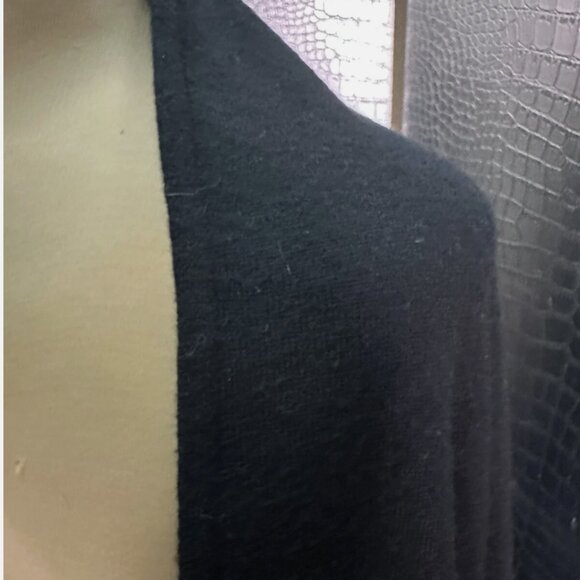 Isabel Canovas Rare Vintage Classic Black Cashmere Wrap - Picture 4 of 8